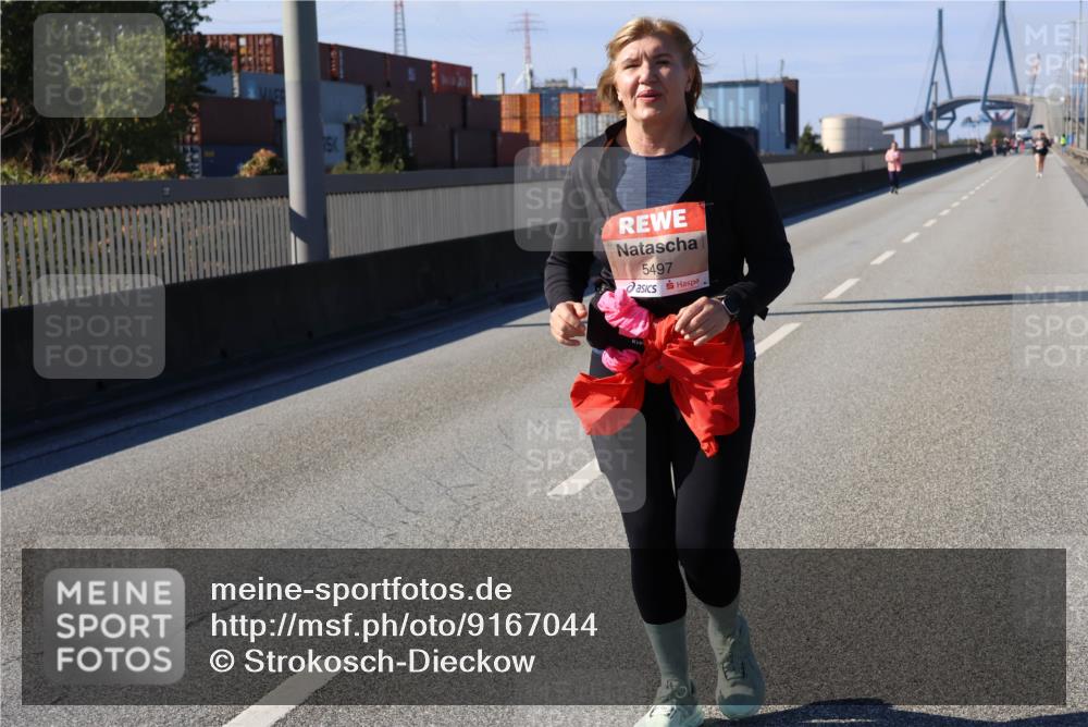 03.10.2025 - Köhlbrandbrückenlauf Strokosch-Dieckow http://msf.ph/oto/9167044 03.10.2025 13:24:02 Position 3 5497 meine-sportfotos.de