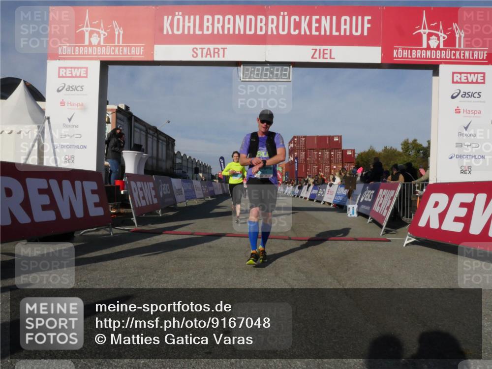 03.10.2025 - Köhlbrandbrückenlauf Matties Gatica Varas http://msf.ph/oto/9167048 03.10.2025 10:05:45 Ziel 1119, 1312, 1340, 1962, 2698, 2743, 3484 meine-sportfotos.de