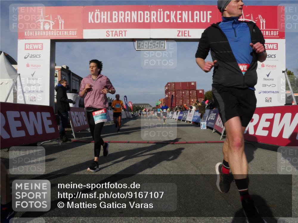 03.10.2025 - Köhlbrandbrückenlauf Matties Gatica Varas http://msf.ph/oto/9167107 03.10.2025 10:06:00 Ziel 1132, 1242, 1333, 1428, 1505, 1626, 2913, 3053, 3333 meine-sportfotos.de