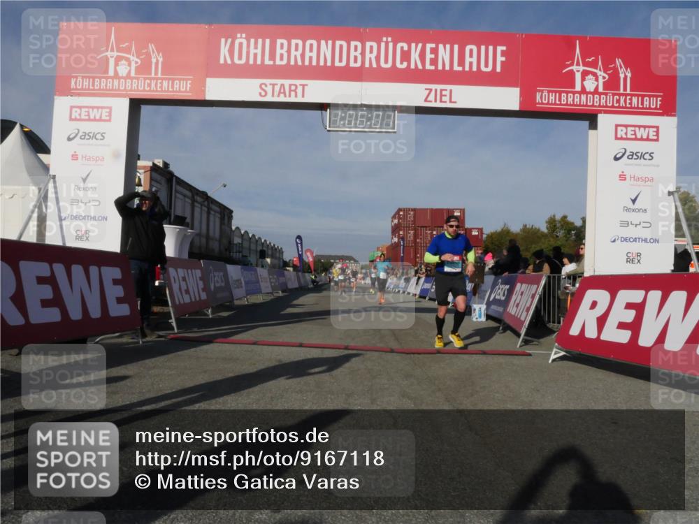 03.10.2025 - Köhlbrandbrückenlauf Matties Gatica Varas http://msf.ph/oto/9167118 03.10.2025 10:06:03 Ziel 1132, 1242, 1333, 1352, 1356, 1397, 1505, 1626, 2913, 3053, 3333, 3764 meine-sportfotos.de