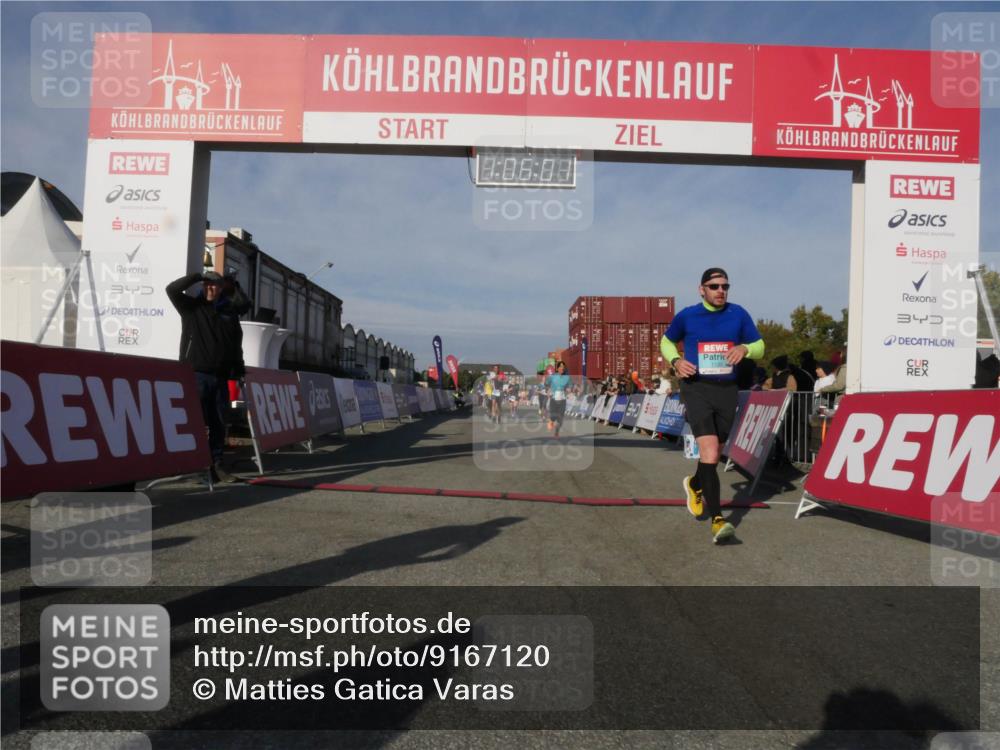 03.10.2025 - Köhlbrandbrückenlauf Matties Gatica Varas http://msf.ph/oto/9167120 03.10.2025 10:06:03 Ziel 1132, 1242, 1333, 1352, 1356, 1397, 1505, 1626, 2913, 3053, 3333, 3764 meine-sportfotos.de