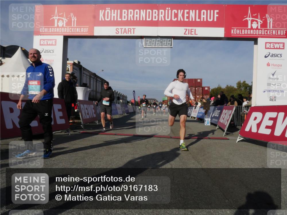 03.10.2025 - Köhlbrandbrückenlauf Matties Gatica Varas http://msf.ph/oto/9167183 03.10.2025 10:06:19 Ziel 1100, 1152, 1199, 1255, 1402, 1445, 3228, 3233, 3492, 3563, 3625 meine-sportfotos.de
