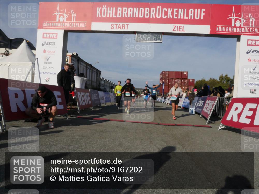 03.10.2025 - Köhlbrandbrückenlauf Matties Gatica Varas http://msf.ph/oto/9167202 03.10.2025 10:06:25 Ziel 1100, 1152, 1255, 1445, 1722, 3228, 3233, 3492, 3625, 3656 meine-sportfotos.de