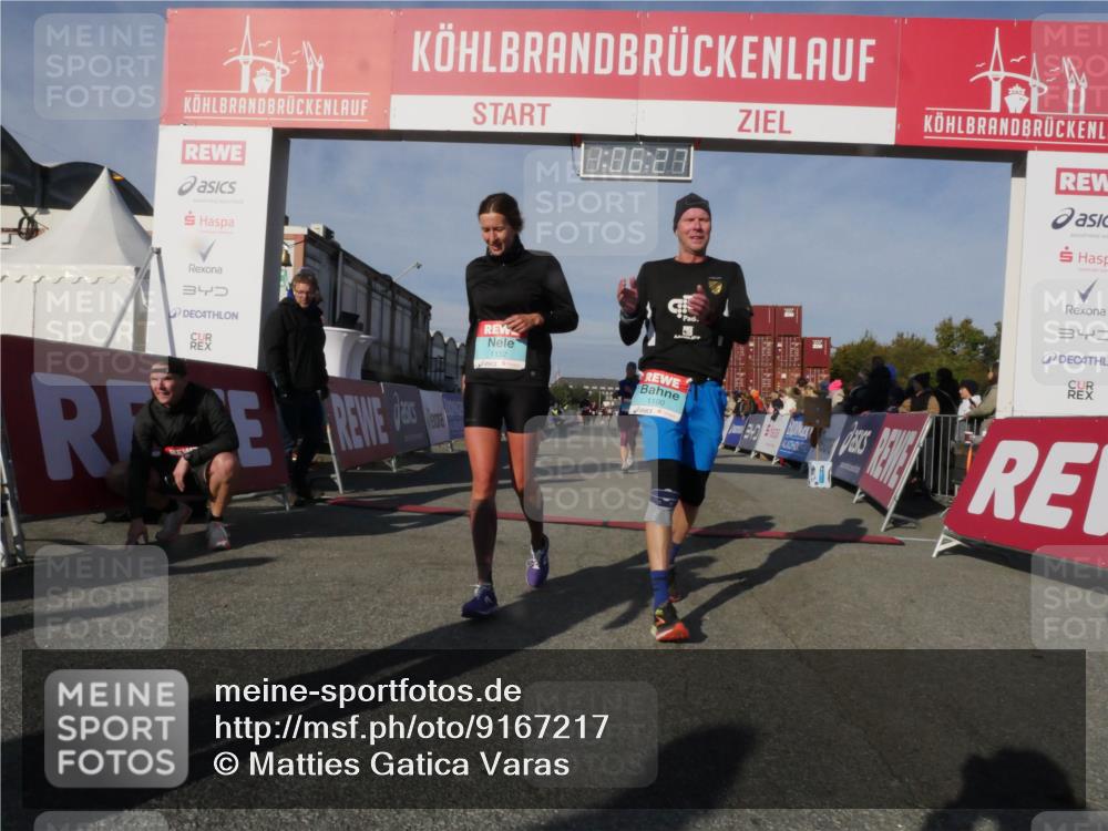 03.10.2025 - Köhlbrandbrückenlauf Matties Gatica Varas http://msf.ph/oto/9167217 03.10.2025 10:06:29 Ziel 1722, 2793, 3188, 3492, 3656 meine-sportfotos.de