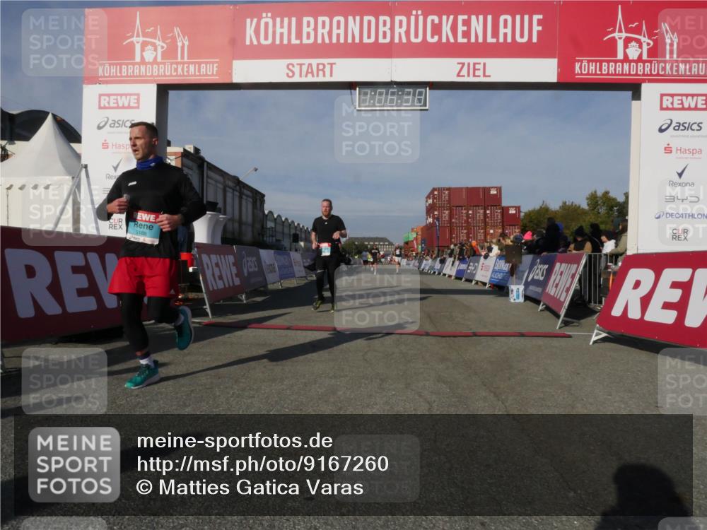 03.10.2025 - Köhlbrandbrückenlauf Matties Gatica Varas http://msf.ph/oto/9167260 03.10.2025 10:06:39 Ziel 1066, 2431, 2793, 3016, 3411, 3481 meine-sportfotos.de
