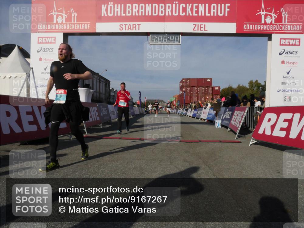 03.10.2025 - Köhlbrandbrückenlauf Matties Gatica Varas http://msf.ph/oto/9167267 03.10.2025 10:06:41 Ziel 1066, 2431, 3016, 3177, 3411, 3481 meine-sportfotos.de