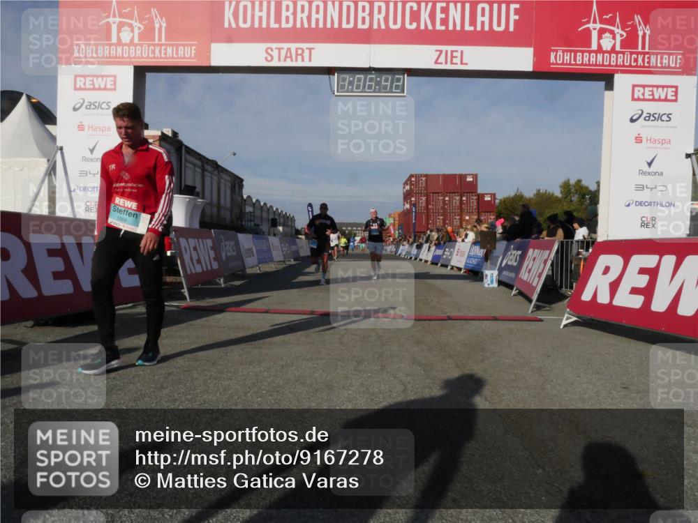 03.10.2025 - Köhlbrandbrückenlauf Matties Gatica Varas http://msf.ph/oto/9167278 03.10.2025 10:06:44 Ziel 1449, 2431, 3016, 3177, 3198, 3411, 3481 meine-sportfotos.de