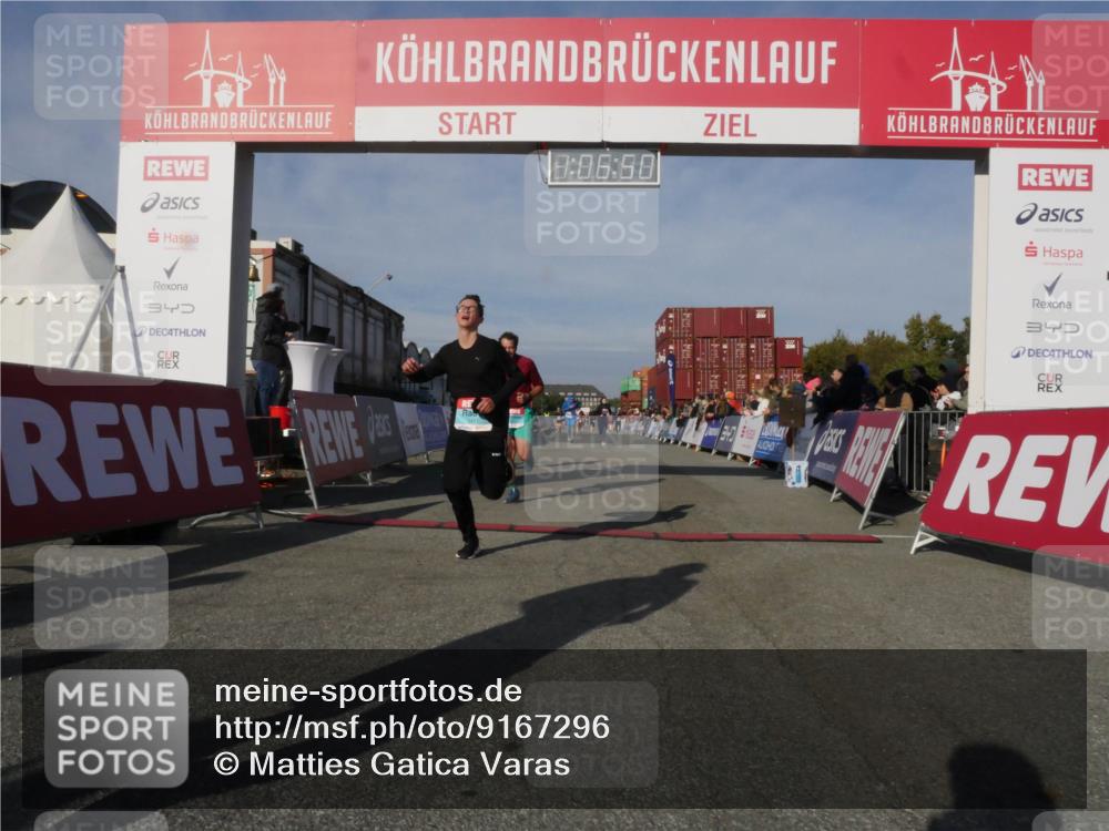 03.10.2025 - Köhlbrandbrückenlauf Matties Gatica Varas http://msf.ph/oto/9167296 03.10.2025 10:06:51 Ziel 1125, 1328, 1449, 1559, 1680, 3177, 3198, 3341, 3411 meine-sportfotos.de