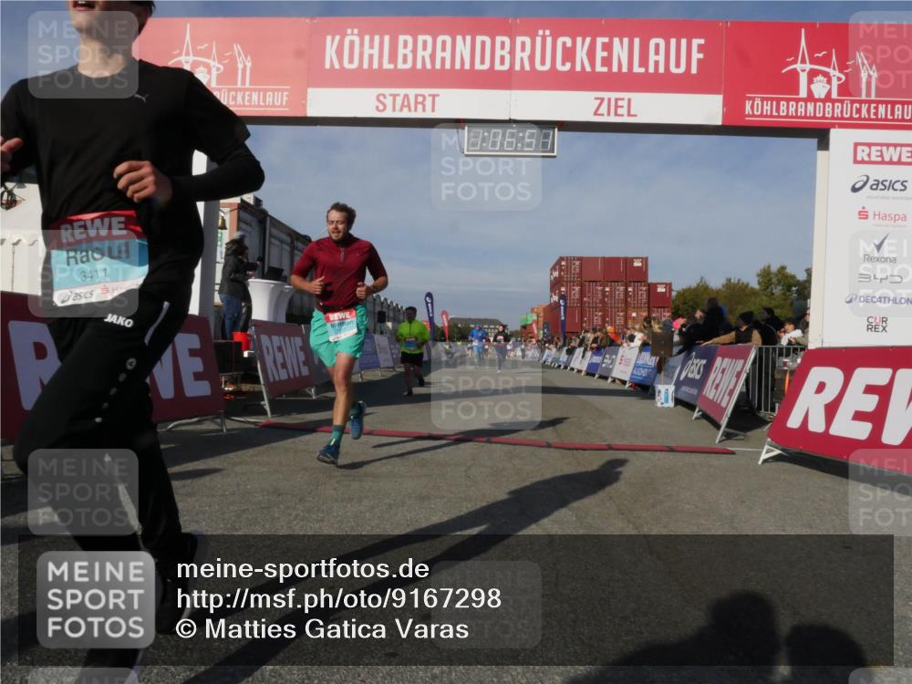 03.10.2025 - Köhlbrandbrückenlauf Matties Gatica Varas http://msf.ph/oto/9167298 03.10.2025 10:06:52 Ziel 1125, 1328, 1449, 1559, 1680, 2716, 3177, 3198, 3320, 3341 meine-sportfotos.de