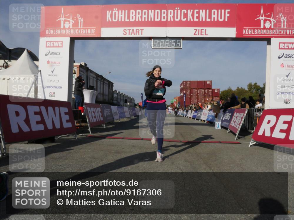 03.10.2025 - Köhlbrandbrückenlauf Matties Gatica Varas http://msf.ph/oto/9167306 03.10.2025 10:06:56 Ziel 1125, 1328, 1412, 1559, 1582, 1680, 2716, 3320, 3341 meine-sportfotos.de