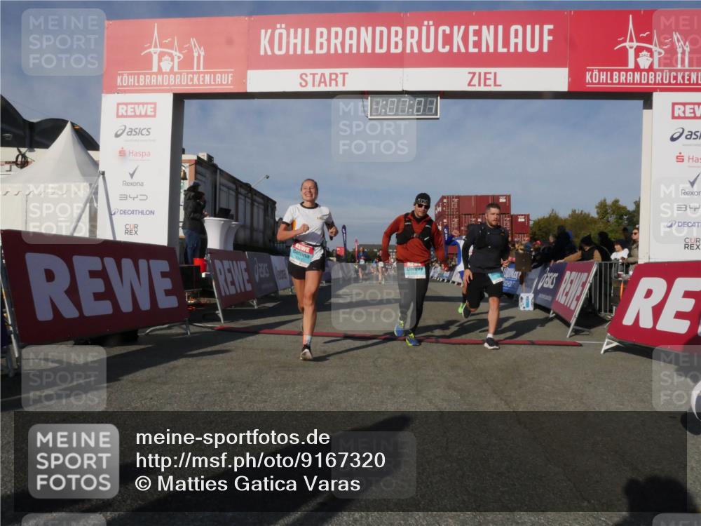 03.10.2025 - Köhlbrandbrückenlauf Matties Gatica Varas http://msf.ph/oto/9167320 03.10.2025 10:07:03 Ziel 1301, 1412, 1582, 1628, 1680, 2716, 2981, 2983, 3320, 3585 meine-sportfotos.de