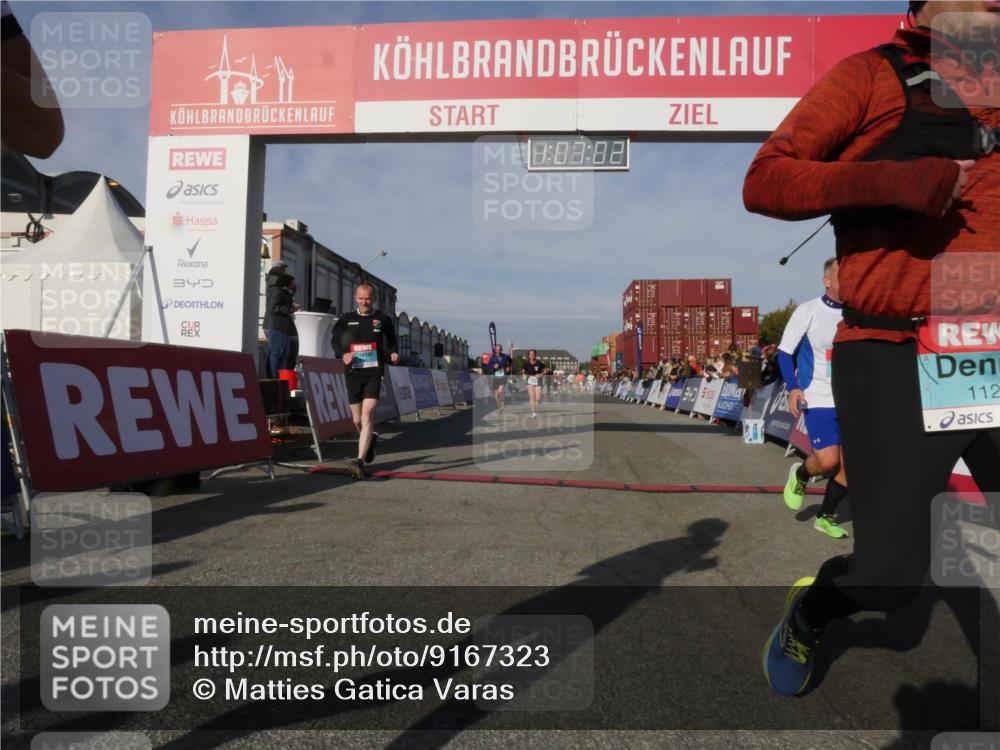 03.10.2025 - Köhlbrandbrückenlauf Matties Gatica Varas http://msf.ph/oto/9167323 03.10.2025 10:07:04 Ziel 1301, 1412, 1496, 1582, 1628, 1730, 2716, 2981, 2983, 3320, 3585 meine-sportfotos.de