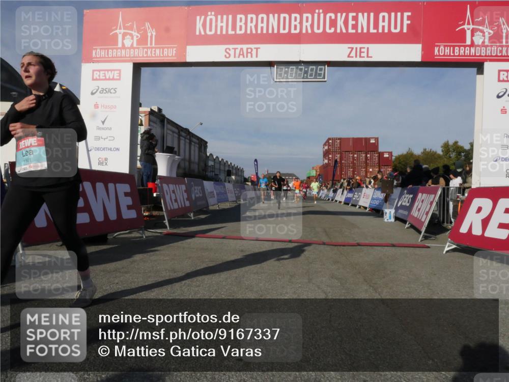 03.10.2025 - Köhlbrandbrückenlauf Matties Gatica Varas http://msf.ph/oto/9167337 03.10.2025 10:07:11 Ziel 1189, 1486, 1496, 1519, 1628, 1730, 2671, 2794, 2903, 2981, 2983, 3434, 3585 meine-sportfotos.de