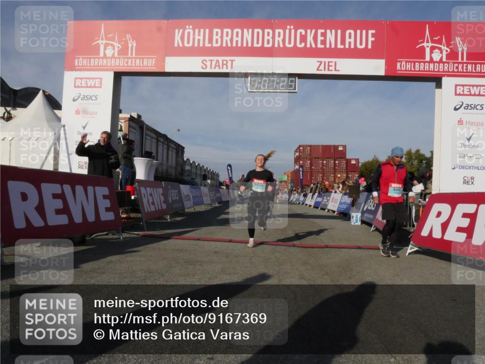 03.10.2025 - Köhlbrandbrückenlauf Matties Gatica Varas http://msf.ph/oto/9167369 03.10.2025 10:07:27 Ziel 1148, 1410, 3300, 3425, 3426, 3603 meine-sportfotos.de