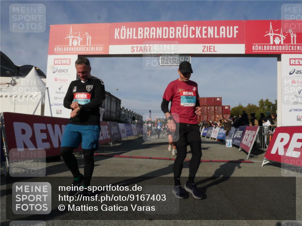 03.10.2025 - Köhlbrandbrückenlauf Matties Gatica Varas http://msf.ph/oto/9167403 03.10.2025 10:07:43 Ziel 1014, 1363, 1377, 1378, 1384, 1532, 1764, 1774, 1886, 2807, 2990, 3250, 3497 meine-sportfotos.de