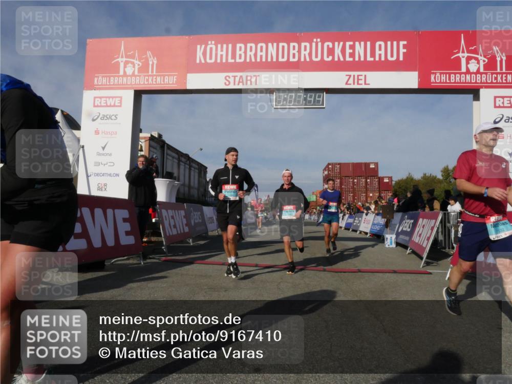 03.10.2025 - Köhlbrandbrückenlauf Matties Gatica Varas http://msf.ph/oto/9167410 03.10.2025 10:07:46 Ziel 1014, 1336, 1363, 1377, 1378, 1384, 1764, 1886, 2807, 2814, 2990, 3250, 3497 meine-sportfotos.de