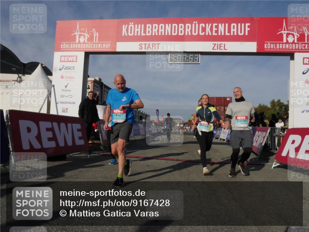 03.10.2025 - Köhlbrandbrückenlauf Matties Gatica Varas http://msf.ph/oto/9167428 03.10.2025 10:07:55 Ziel 1335, 1336, 1716, 1849, 2814, 3217 meine-sportfotos.de