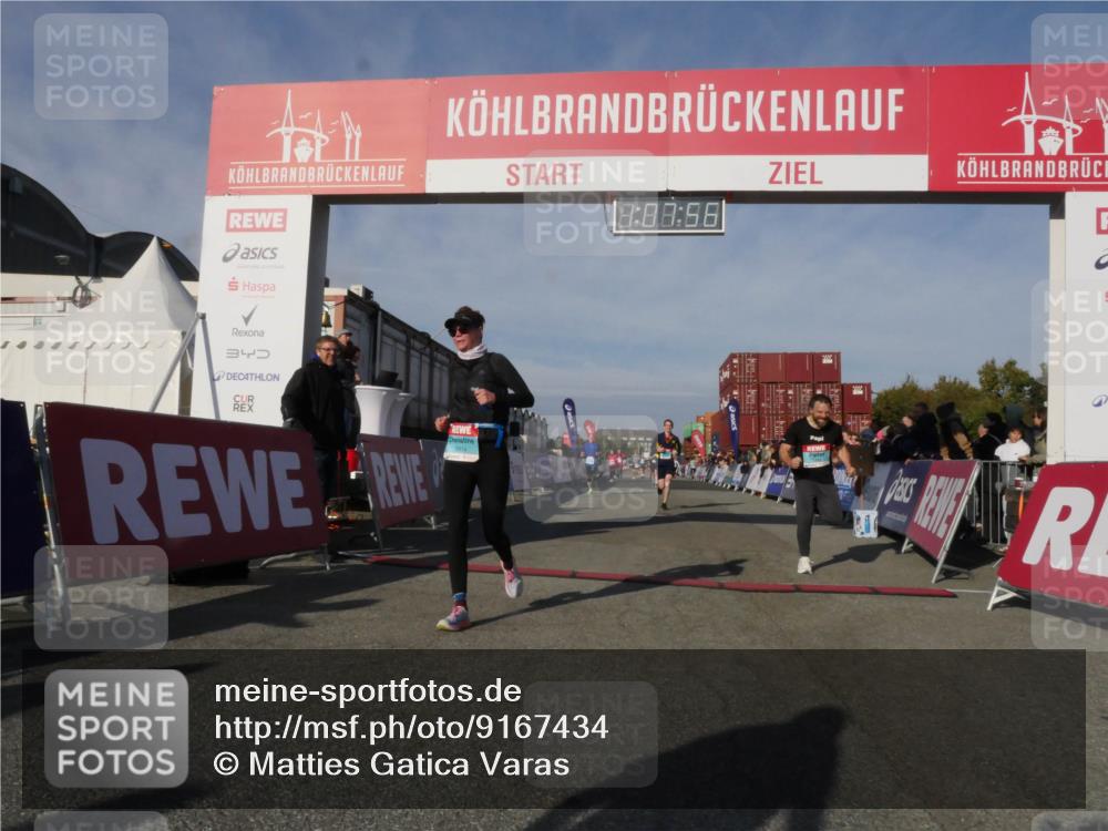03.10.2025 - Köhlbrandbrückenlauf Matties Gatica Varas http://msf.ph/oto/9167434 03.10.2025 10:07:57 Ziel 1335, 1336, 1716, 1849, 2733, 3217, 3272 meine-sportfotos.de