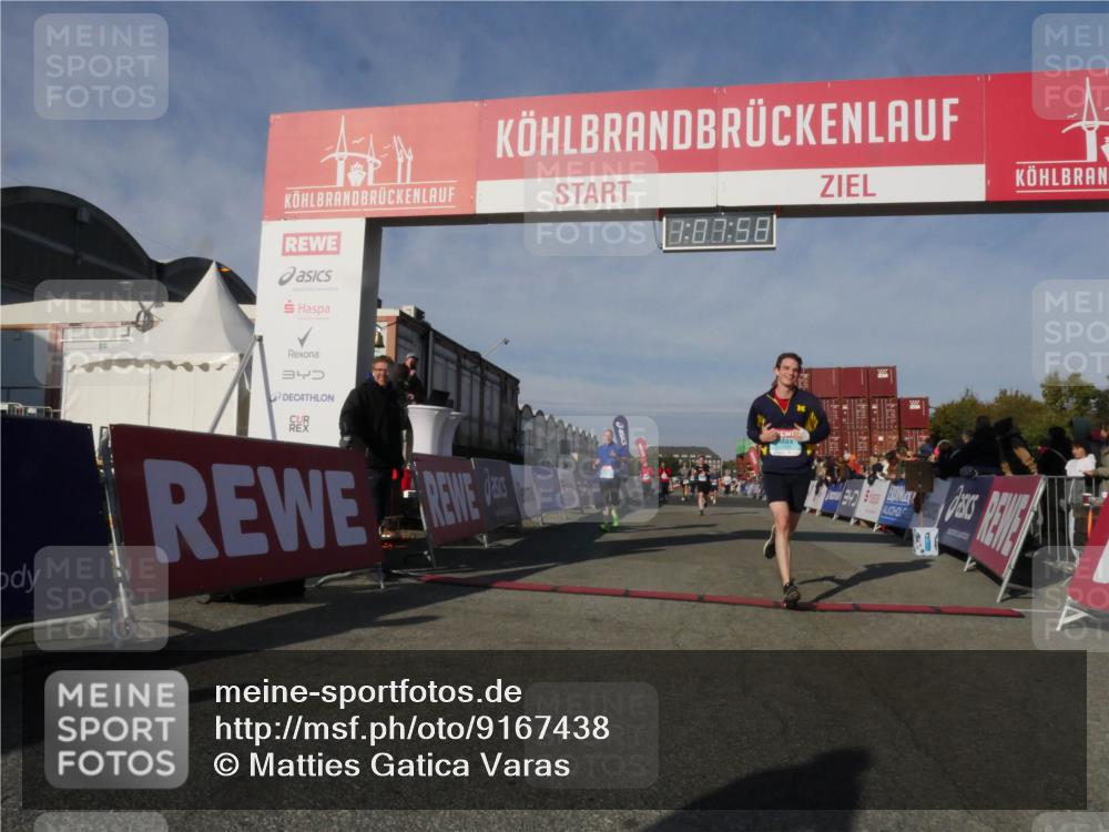 03.10.2025 - Köhlbrandbrückenlauf Matties Gatica Varas http://msf.ph/oto/9167438 03.10.2025 10:08:00 Ziel 1335, 1699, 1716, 1849, 2733, 3217, 3272, 3683, 3684 meine-sportfotos.de
