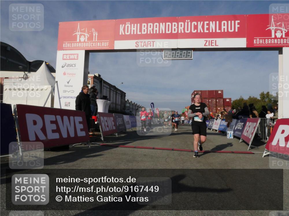 03.10.2025 - Köhlbrandbrückenlauf Matties Gatica Varas http://msf.ph/oto/9167449 03.10.2025 10:08:05 Ziel 1395, 1699, 1716, 1833, 2733, 3272, 3683, 3684 meine-sportfotos.de