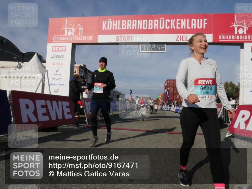 03.10.2025 - Köhlbrandbrückenlauf Matties Gatica Varas http://msf.ph/oto/9167471 03.10.2025 10:08:16 Ziel 1319, 1516, 2026, 3278, 3361, 3362, 3569, 3734, 3797 meine-sportfotos.de