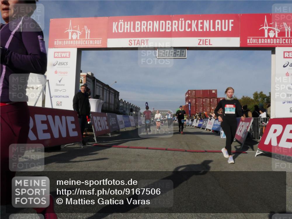 03.10.2025 - Köhlbrandbrückenlauf Matties Gatica Varas http://msf.ph/oto/9167506 03.10.2025 10:08:32 Ziel 1089, 1172, 1203, 1238, 1257, 1338, 1371, 1461, 1601, 1753, 1755, 1876, 2942, 3071, 3778 meine-sportfotos.de