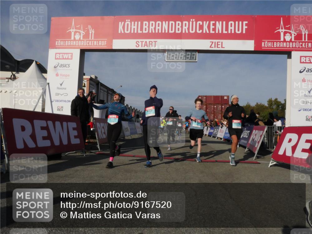 03.10.2025 - Köhlbrandbrückenlauf Matties Gatica Varas http://msf.ph/oto/9167520 03.10.2025 10:08:39 Ziel 1089, 1172, 1238, 1338, 1430, 1489, 1508, 1525, 1566, 1739, 1753, 1755, 2735, 2736, 2776, 2942, 3071, 3123, 3261, 3369, 3752 meine-sportfotos.de