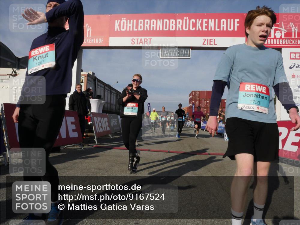 03.10.2025 - Köhlbrandbrückenlauf Matties Gatica Varas http://msf.ph/oto/9167524 03.10.2025 10:08:41 Ziel 1089, 1172, 1430, 1489, 1508, 1525, 1566, 1567, 1739, 1755, 2731, 2734, 2735, 2736, 2776, 2942, 3071, 3123, 3189, 3261, 3369, 3752 meine-sportfotos.de