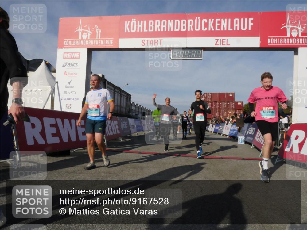 03.10.2025 - Köhlbrandbrückenlauf Matties Gatica Varas http://msf.ph/oto/9167528 03.10.2025 10:08:43 Ziel 1089, 1172, 1430, 1489, 1508, 1525, 1566, 1567, 1739, 1858, 2449, 2731, 2734, 2735, 2736, 2776, 2942, 3123, 3189, 3261, 3369, 3752 meine-sportfotos.de