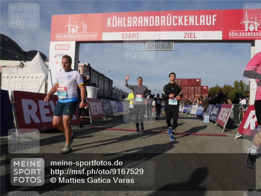 03.10.2025 - Köhlbrandbrückenlauf Matties Gatica Varas http://msf.ph/oto/9167529 03.10.2025 10:08:43 Ziel 1089, 1172, 1430, 1489, 1508, 1525, 1566, 1567, 1739, 1858, 2449, 2731, 2734, 2735, 2736, 2776, 2942, 3123, 3189, 3261, 3369, 3752 meine-sportfotos.de