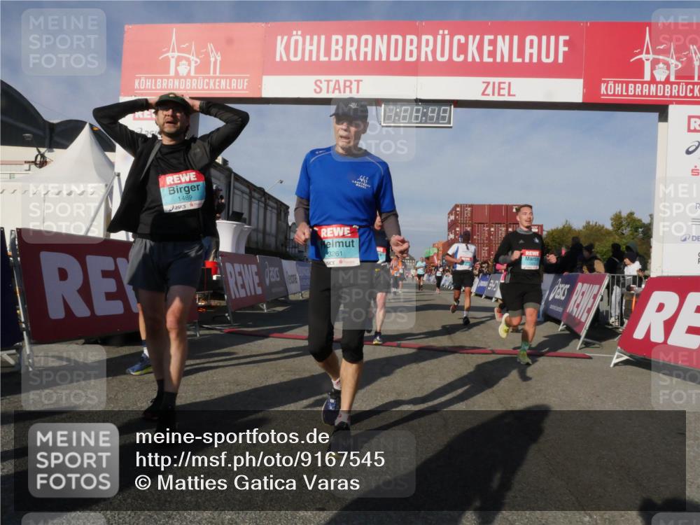 03.10.2025 - Köhlbrandbrückenlauf Matties Gatica Varas http://msf.ph/oto/9167545 03.10.2025 10:08:51 Ziel 1451, 1506, 1555, 1566, 1567, 1670, 1739, 1858, 2449, 2731, 2734, 3128, 3189, 3380, 3738 meine-sportfotos.de