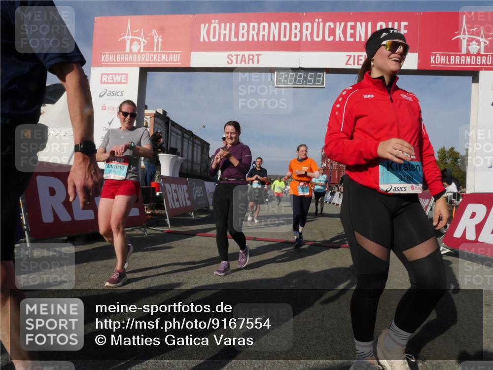 03.10.2025 - Köhlbrandbrückenlauf Matties Gatica Varas http://msf.ph/oto/9167554 03.10.2025 10:08:55 Ziel 1364, 1451, 1506, 1555, 1670, 1858, 2449, 3128, 3380, 3738 meine-sportfotos.de