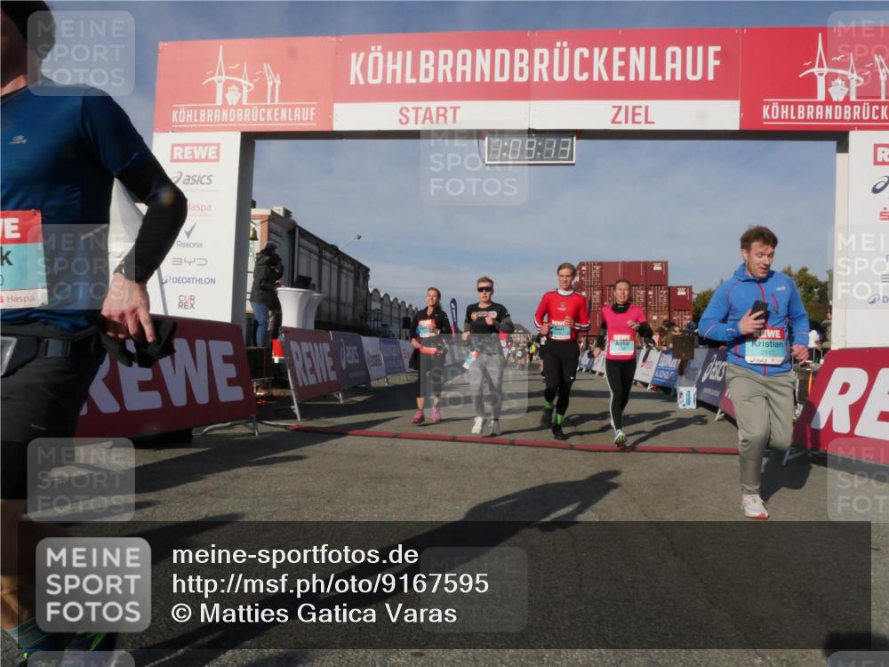 03.10.2025 - Köhlbrandbrückenlauf Matties Gatica Varas http://msf.ph/oto/9167595 03.10.2025 10:09:15 Ziel 1163, 1294, 1355, 1369, 1391, 1419, 1478, 1507, 1600, 1673, 1902, 2450, 2560, 2677, 3006, 3009, 3010, 3672, 3743 meine-sportfotos.de
