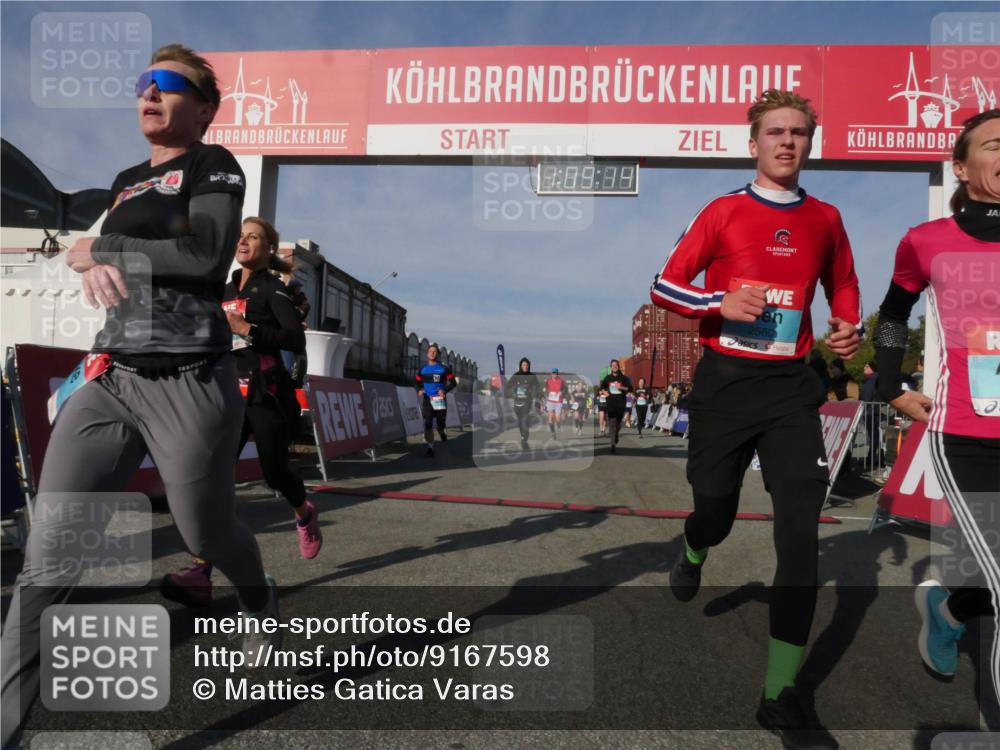 03.10.2025 - Köhlbrandbrückenlauf Matties Gatica Varas http://msf.ph/oto/9167598 03.10.2025 10:09:16 Ziel 1163, 1369, 1391, 1419, 1478, 1507, 1600, 1673, 1902, 2450, 2677, 3006, 3010, 3672, 3743 meine-sportfotos.de