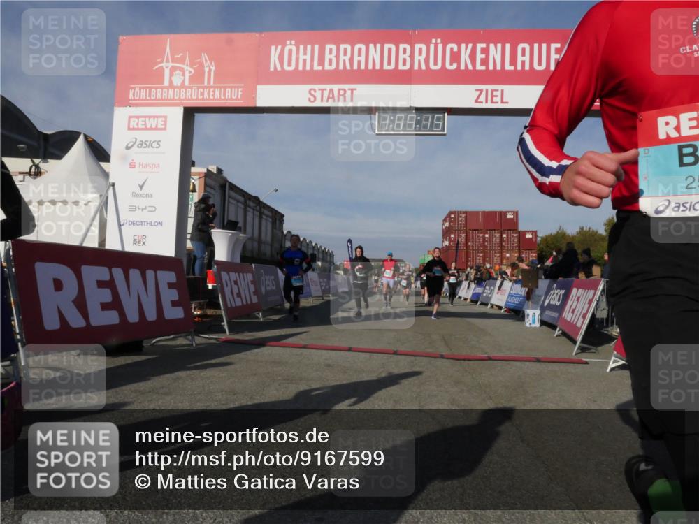 03.10.2025 - Köhlbrandbrückenlauf Matties Gatica Varas http://msf.ph/oto/9167599 03.10.2025 10:09:17 Ziel 1163, 1369, 1391, 1419, 1478, 1507, 1600, 1673, 1902, 2450, 2677, 3006, 3010, 3672, 3743 meine-sportfotos.de