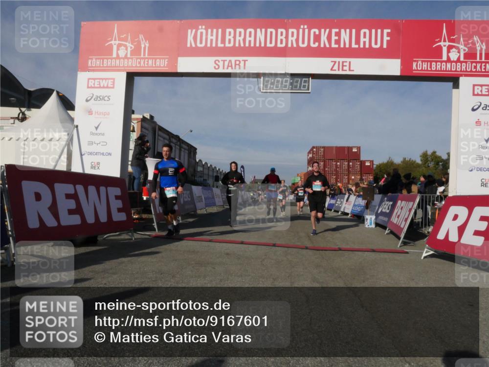 03.10.2025 - Köhlbrandbrückenlauf Matties Gatica Varas http://msf.ph/oto/9167601 03.10.2025 10:09:18 Ziel 1163, 1250, 1369, 1391, 1419, 1478, 1507, 1600, 1673, 1902, 2450, 2677, 3006, 3010, 3672, 3743 meine-sportfotos.de