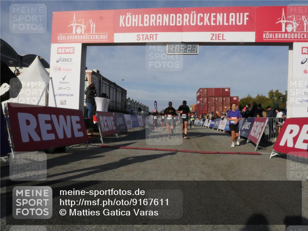 03.10.2025 - Köhlbrandbrückenlauf Matties Gatica Varas http://msf.ph/oto/9167611 03.10.2025 10:09:23 Ziel 1163, 1250, 1369, 1391, 1419, 1478, 1600, 1742, 1805, 1818, 1901, 2677, 3387, 3743 meine-sportfotos.de