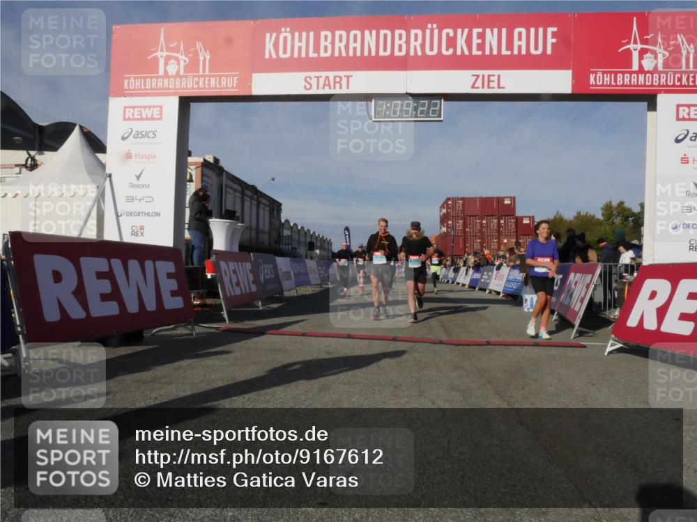 03.10.2025 - Köhlbrandbrückenlauf Matties Gatica Varas http://msf.ph/oto/9167612 03.10.2025 10:09:23 Ziel 1163, 1250, 1369, 1391, 1419, 1478, 1600, 1742, 1805, 1818, 1901, 2677, 3387, 3743 meine-sportfotos.de