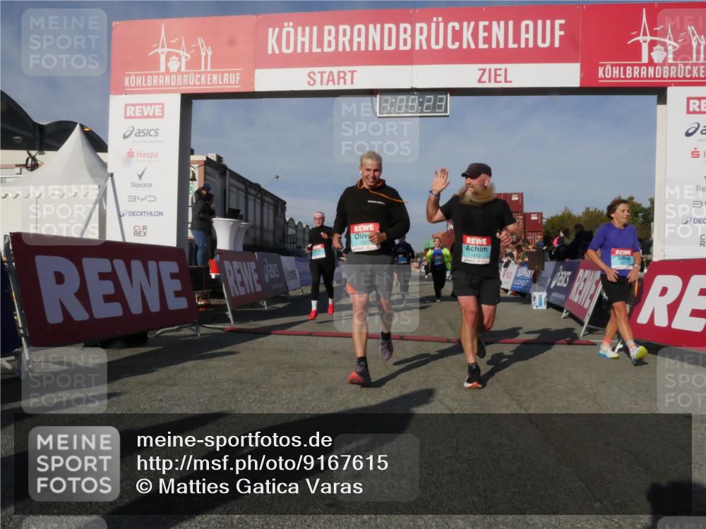 03.10.2025 - Köhlbrandbrückenlauf Matties Gatica Varas http://msf.ph/oto/9167615 03.10.2025 10:09:25 Ziel 1163, 1201, 1250, 1369, 1464, 1478, 1558, 1600, 1742, 1805, 1818, 1901, 3387, 3743 meine-sportfotos.de