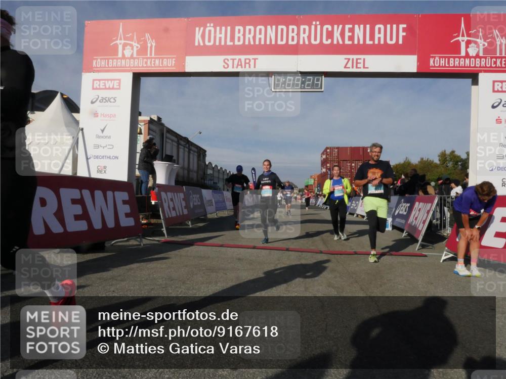 03.10.2025 - Köhlbrandbrückenlauf Matties Gatica Varas http://msf.ph/oto/9167618 03.10.2025 10:09:26 Ziel 1163, 1201, 1250, 1369, 1464, 1558, 1600, 1742, 1805, 1818, 1901, 3387, 3743 meine-sportfotos.de