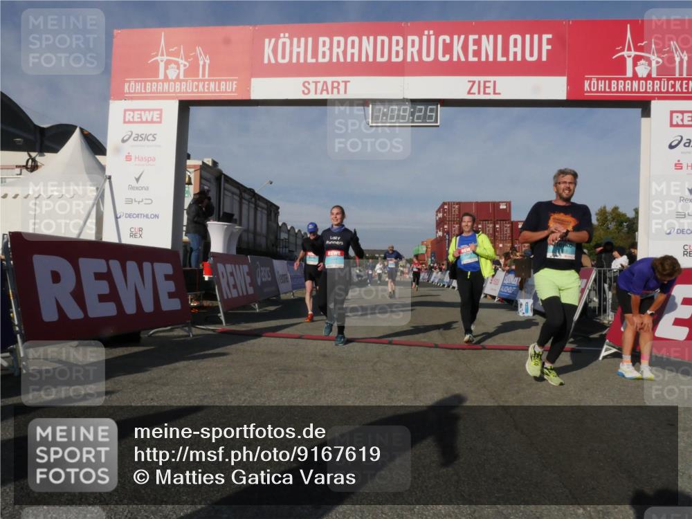 03.10.2025 - Köhlbrandbrückenlauf Matties Gatica Varas http://msf.ph/oto/9167619 03.10.2025 10:09:27 Ziel 1201, 1250, 1369, 1464, 1558, 1600, 1742, 1805, 1818, 1901, 3387, 3641 meine-sportfotos.de