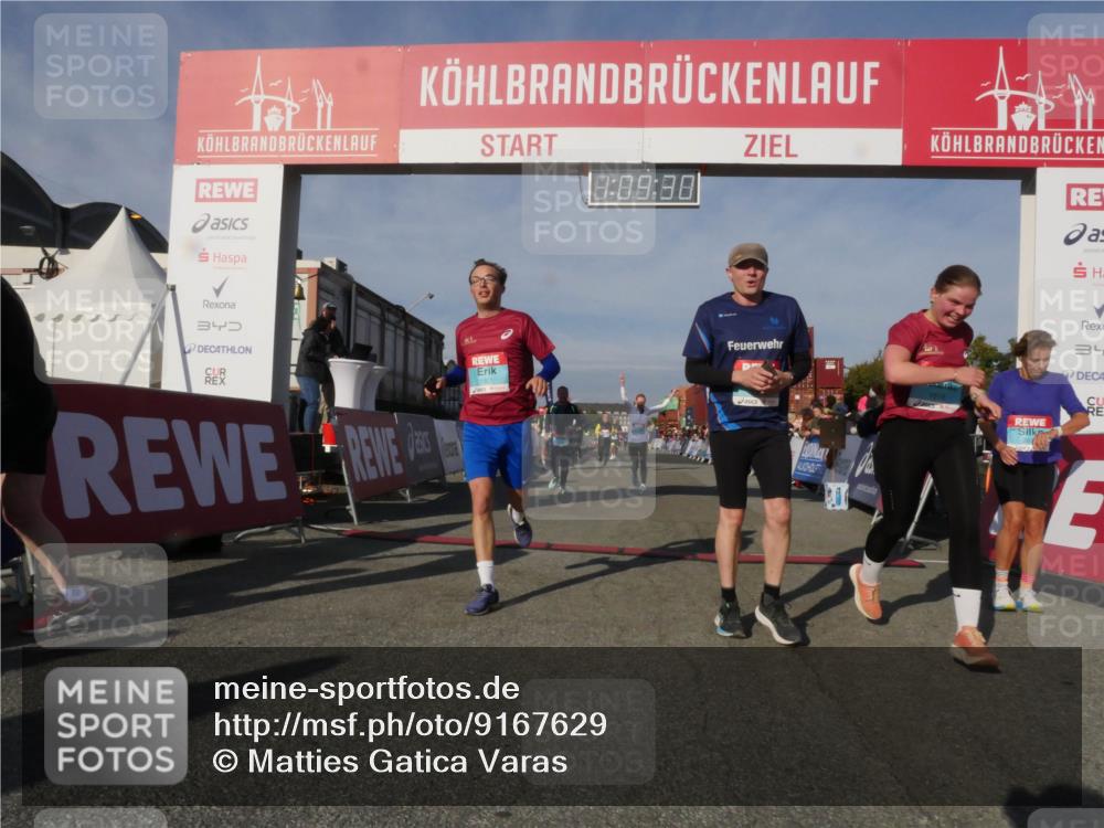03.10.2025 - Köhlbrandbrückenlauf Matties Gatica Varas http://msf.ph/oto/9167629 03.10.2025 10:09:31 Ziel 1201, 1464, 1558, 1742, 1805, 1818, 1901, 3387, 3641 meine-sportfotos.de