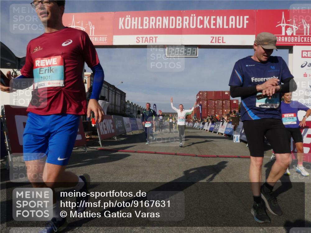 03.10.2025 - Köhlbrandbrückenlauf Matties Gatica Varas http://msf.ph/oto/9167631 03.10.2025 10:09:32 Ziel 1201, 1464, 1558, 1742, 1805, 3387, 3641 meine-sportfotos.de