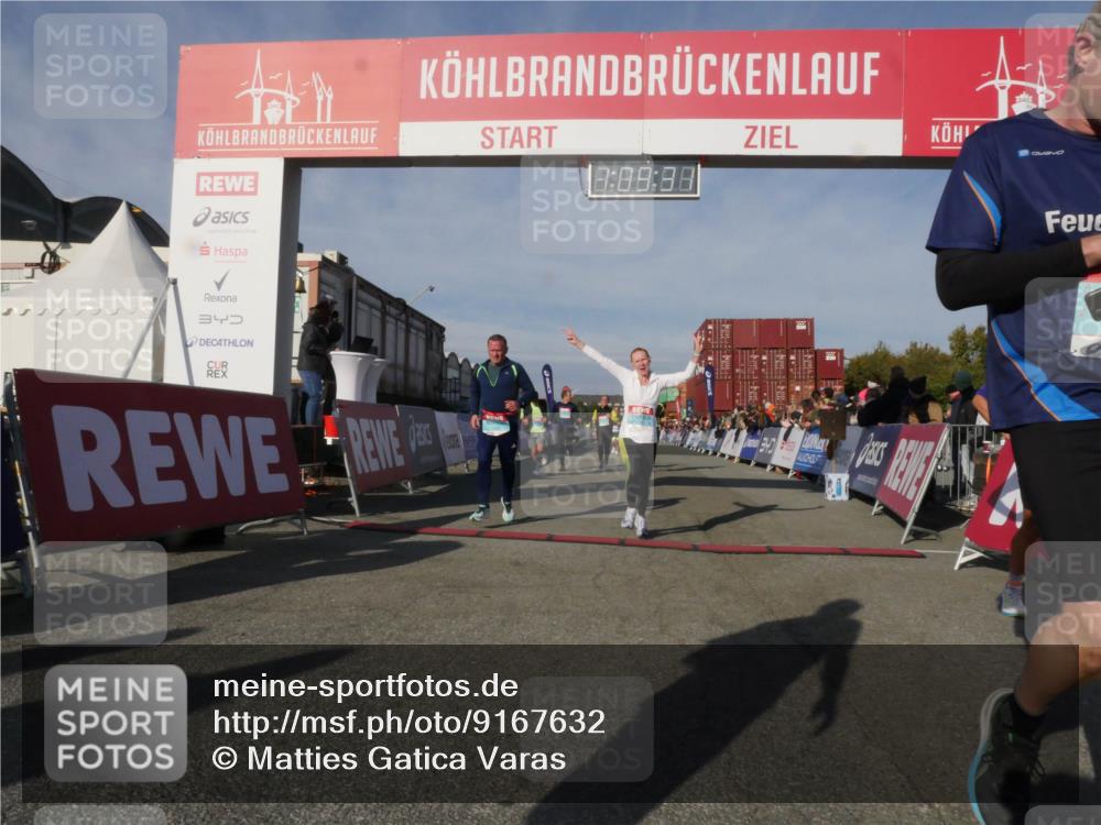 03.10.2025 - Köhlbrandbrückenlauf Matties Gatica Varas http://msf.ph/oto/9167632 03.10.2025 10:09:33 Ziel 1201, 1464, 1558, 1742, 1805, 3387, 3641 meine-sportfotos.de