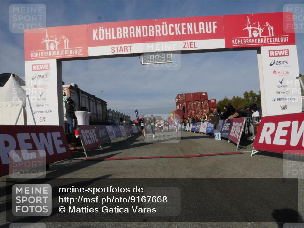 03.10.2025 - Köhlbrandbrückenlauf Matties Gatica Varas http://msf.ph/oto/9167668 03.10.2025 10:09:52 Ziel 1188, 1399, 1401, 1786, 1801, 1975, 2027, 2034, 3162, 3321, 3539, 3811 meine-sportfotos.de
