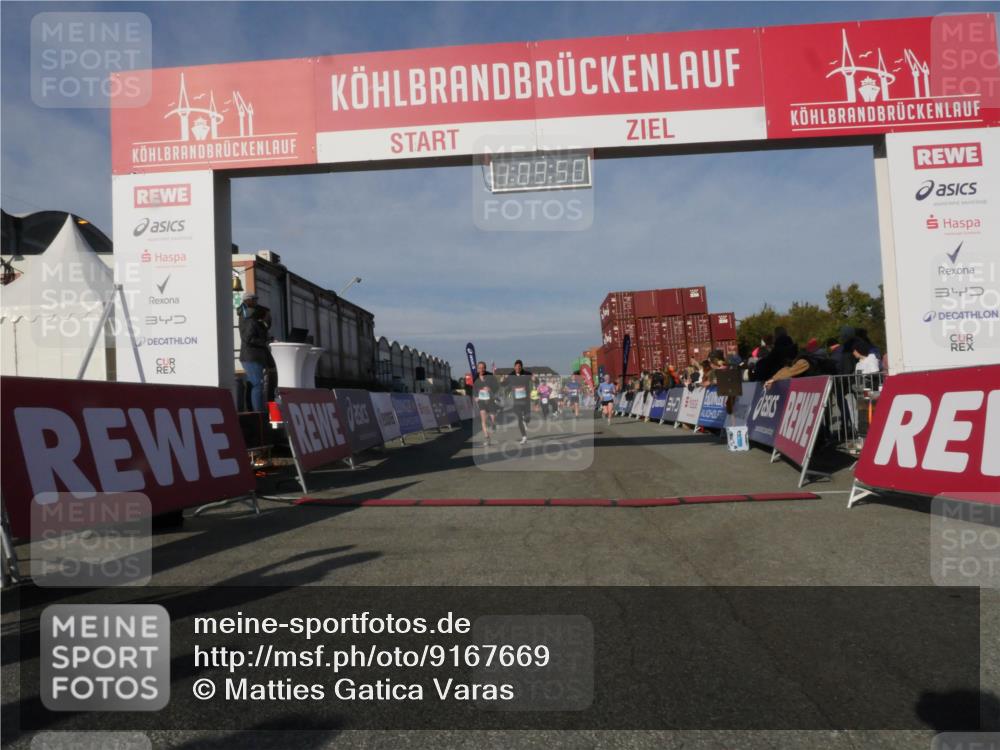 03.10.2025 - Köhlbrandbrückenlauf Matties Gatica Varas http://msf.ph/oto/9167669 03.10.2025 10:09:52 Ziel 1188, 1399, 1401, 1786, 1801, 1975, 2027, 2034, 3162, 3321, 3539, 3811 meine-sportfotos.de