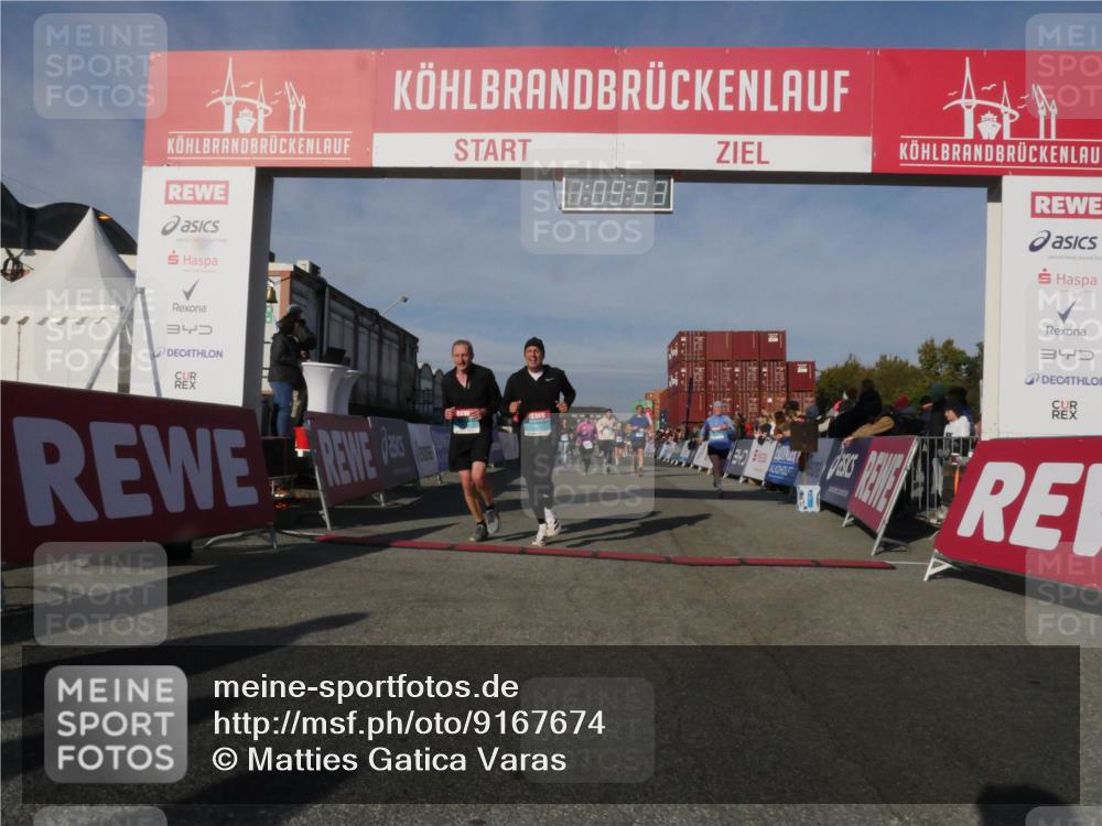 03.10.2025 - Köhlbrandbrückenlauf Matties Gatica Varas http://msf.ph/oto/9167674 03.10.2025 10:09:54 Ziel 1188, 1343, 1399, 1401, 1409, 1473, 1747, 1786, 1801, 1975, 2027, 2034, 3162, 3321, 3539, 3811 meine-sportfotos.de