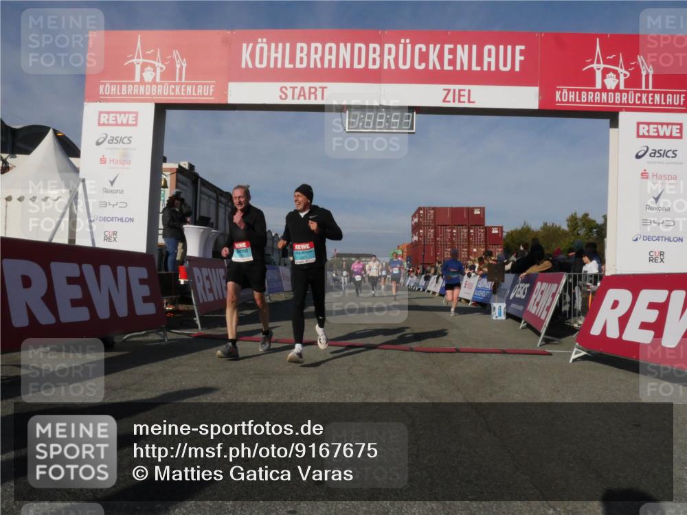 03.10.2025 - Köhlbrandbrückenlauf Matties Gatica Varas http://msf.ph/oto/9167675 03.10.2025 10:09:55 Ziel 1188, 1343, 1399, 1401, 1409, 1473, 1747, 1801, 1975, 2027, 2034, 2471, 3162, 3539, 3811 meine-sportfotos.de