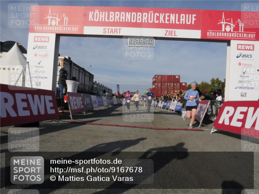 03.10.2025 - Köhlbrandbrückenlauf Matties Gatica Varas http://msf.ph/oto/9167678 03.10.2025 10:09:56 Ziel 1188, 1343, 1399, 1401, 1409, 1473, 1747, 1801, 1975, 2027, 2034, 2471, 3162, 3539, 3811 meine-sportfotos.de