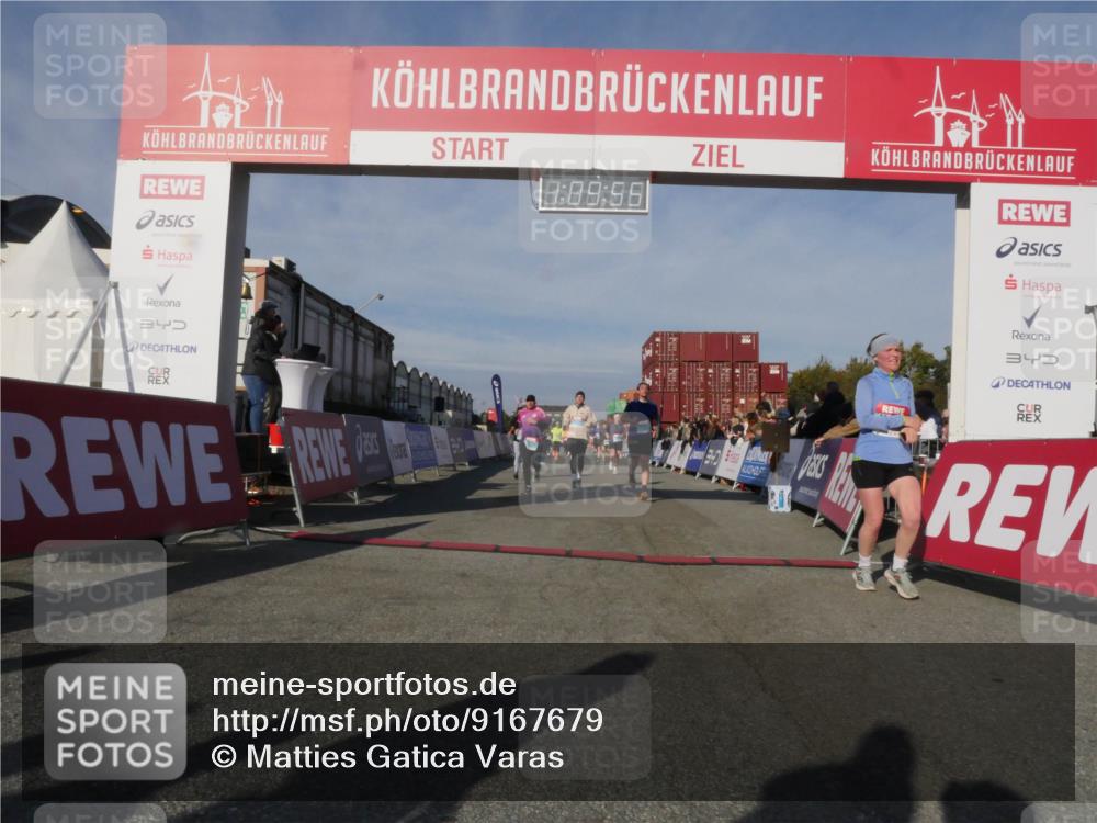 03.10.2025 - Köhlbrandbrückenlauf Matties Gatica Varas http://msf.ph/oto/9167679 03.10.2025 10:09:57 Ziel 1188, 1343, 1399, 1401, 1409, 1473, 1747, 1801, 1873, 1975, 2027, 2034, 2471, 3162, 3200, 3811 meine-sportfotos.de